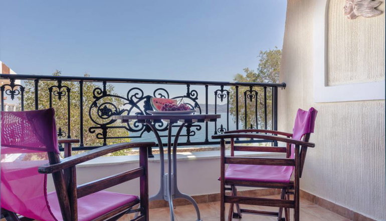 Dionysos Hotel Agistri - Σκάλα, Αγκίστρι