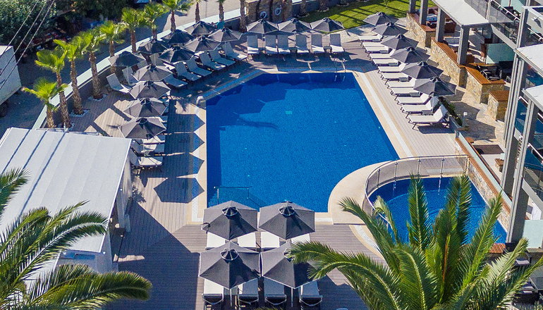 Dionysos Hotel & Suites