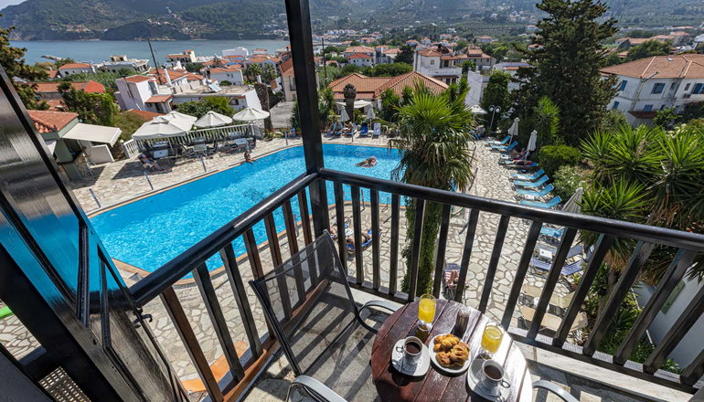 Dionyssos Hotel - Σκόπελος