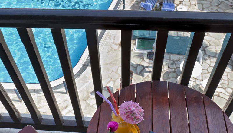 Dionyssos Hotel - Σκόπελος