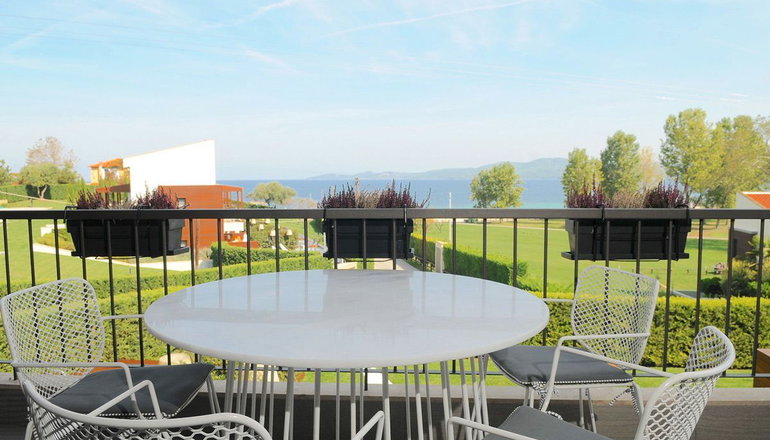 5* Avaton Luxury Beach Resort Relais & Chateaux