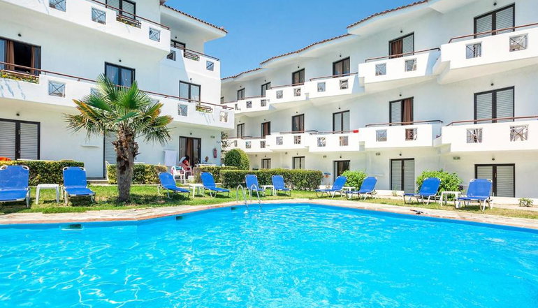 Dolphin Beach Hotel