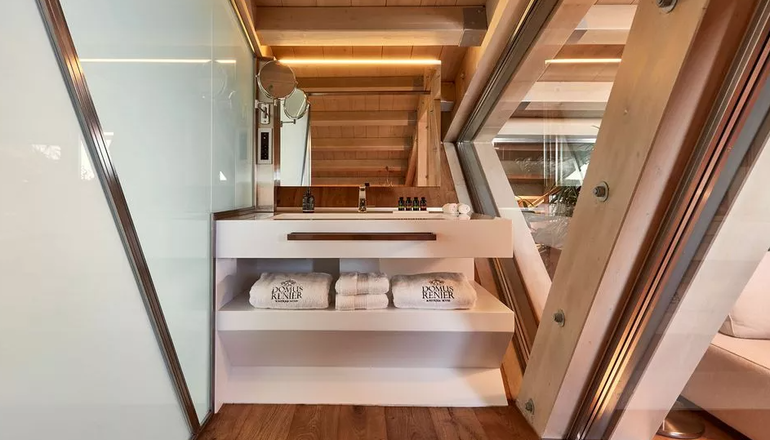 Domus Renier Boutique Hotel