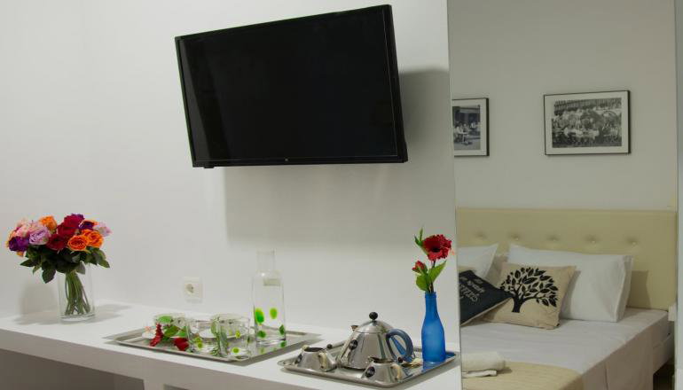 Astron Hotel