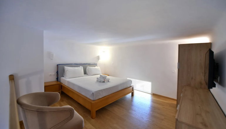 Douskos Guest House - Ύδρα