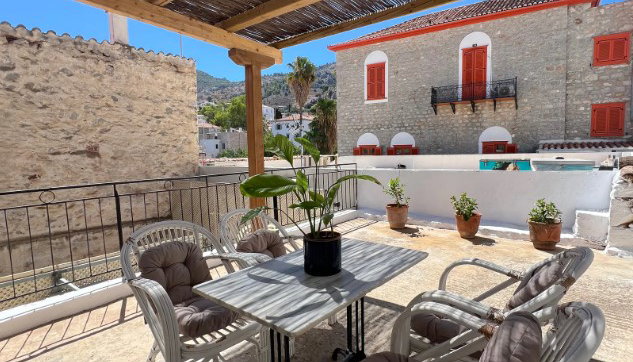 Douskos Guest House - Ύδρα