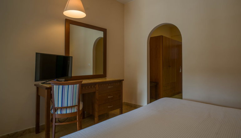 Dracos Hotel - Πάργα