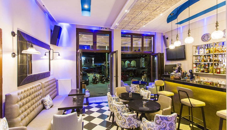 Paradise Hotel