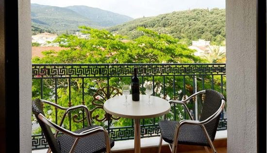 Paradise Hotel