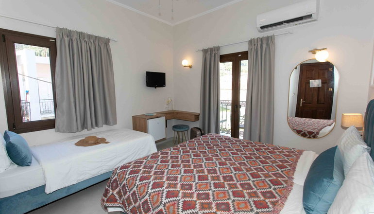 Paradise Hotel