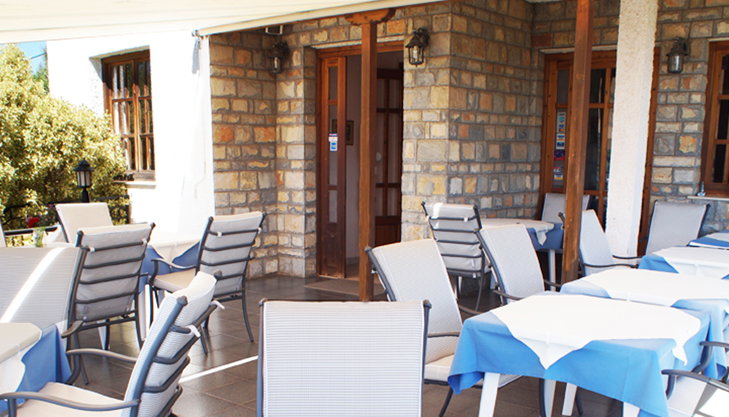 Drymna Hotel - Τριζόνια, Φωκίδα