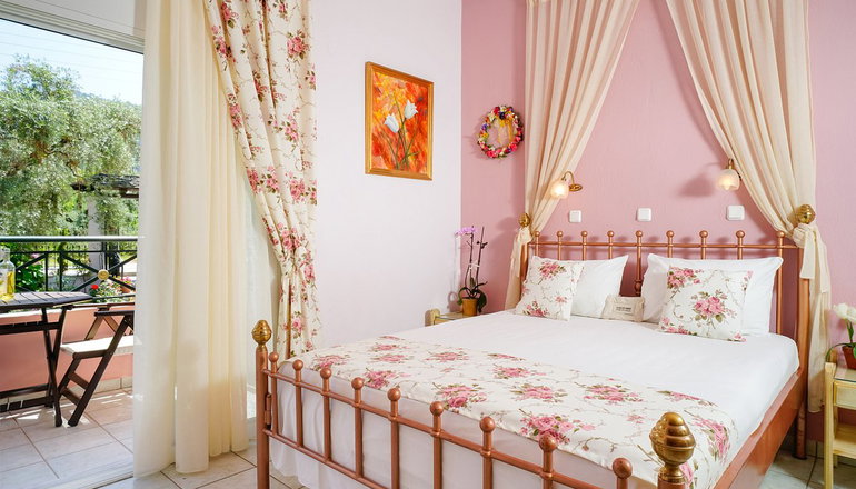 Edem Studios and Apartments