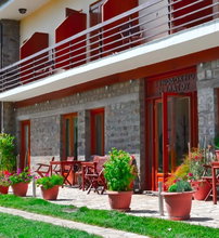 Elatou Hotel