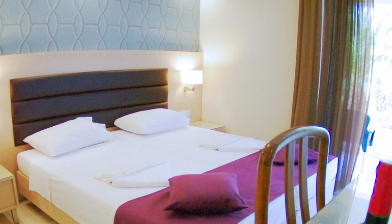 Eleftheria Hotel - Αγία Μαρίνα, Χανιά