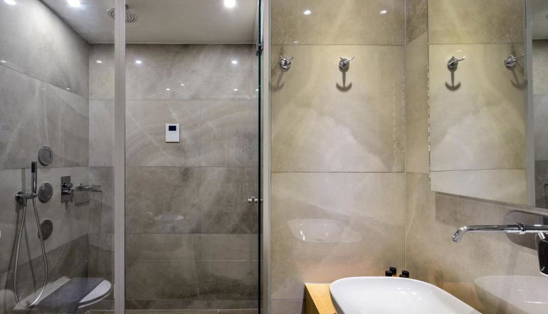 Elia Portou Luxury Residence