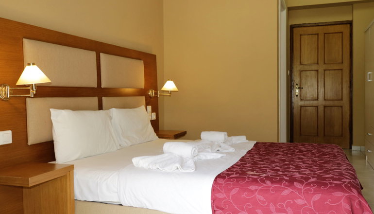 Elios Holiday Hotel