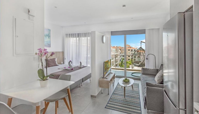 4* Elysia Park