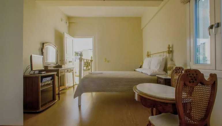 Emilia Luxury Apartments - Μέγας Γιαλός, Σύρος