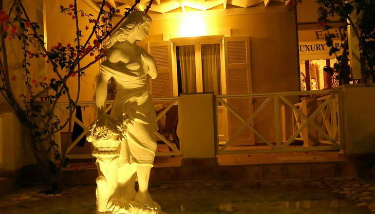 Emilia Luxury Apartments - Μέγας Γιαλός, Σύρος