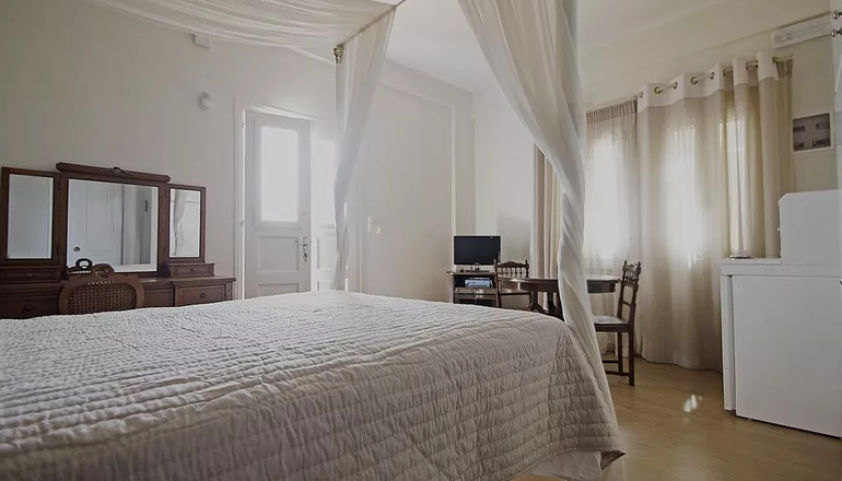 Emilia Luxury Apartments - Μέγας Γιαλός, Σύρος