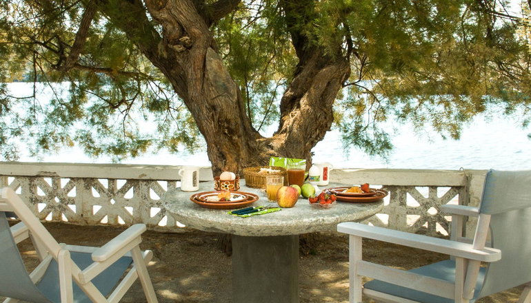 Emily Boutique Hotel - Αχλάδι, Σύρος