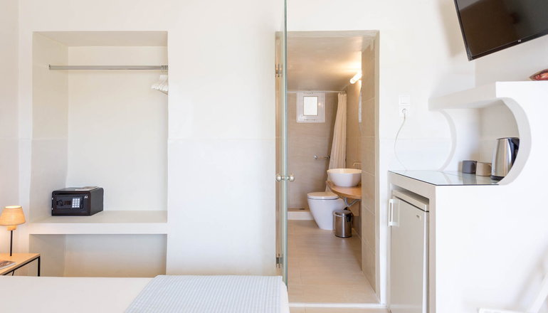 Emily Boutique Hotel - Αχλάδι, Σύρος