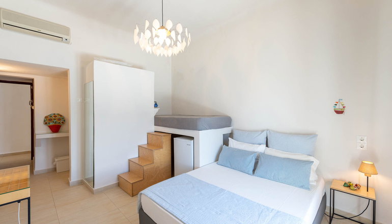 Emily Boutique Hotel - Αχλάδι, Σύρος