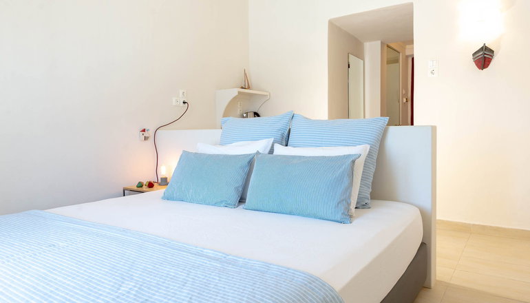 Emily Boutique Hotel - Αχλάδι, Σύρος