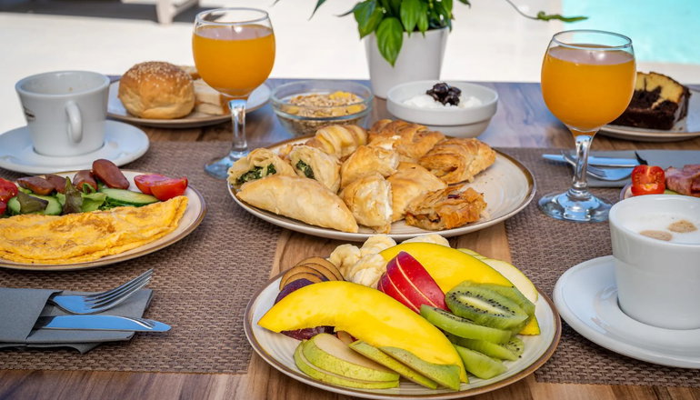 En Plo Boutique Suites - Οία, Σαντορίνη
