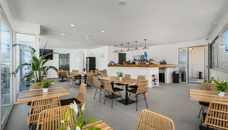En Plo Boutique Suites - Οία, Σαντορίνη