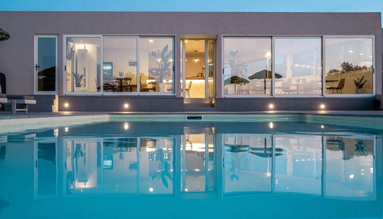 En Plo Boutique Suites - Οία, Σαντορίνη