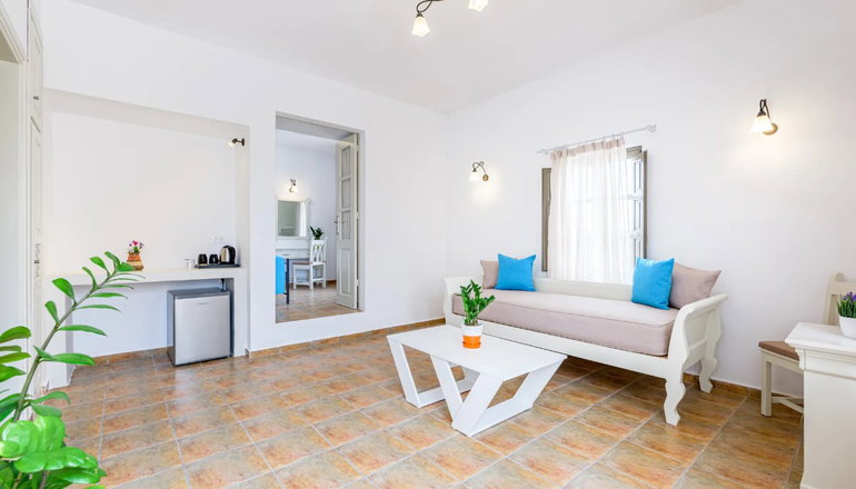En Plo Boutique Suites - Οία, Σαντορίνη