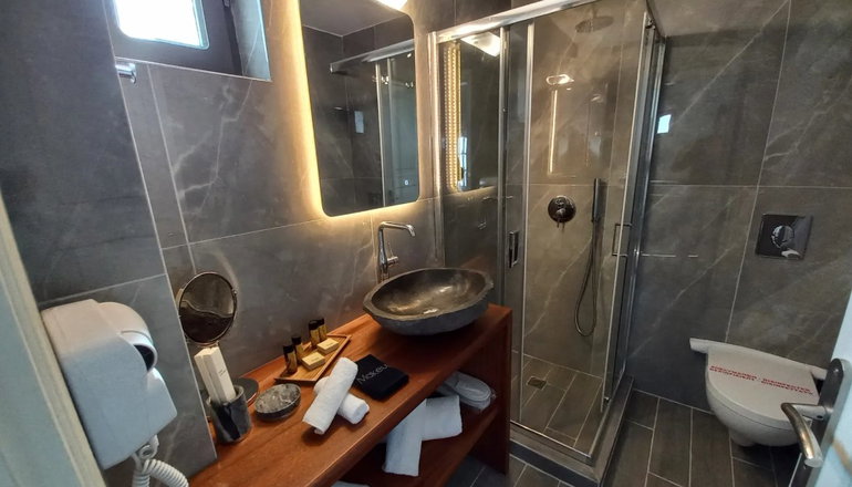 En Plo Boutique Suites - Οία, Σαντορίνη