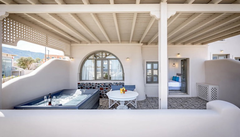 En Plo Boutique Suites - Οία, Σαντορίνη