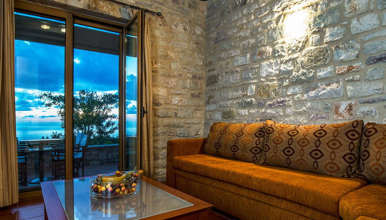 Enastron Villas - Κυπαρισσία