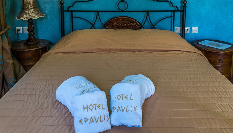 Epavlis Boutique Galaxidi - Γαλαξίδι