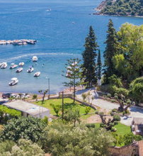 Eptanisos Beachfront Suites