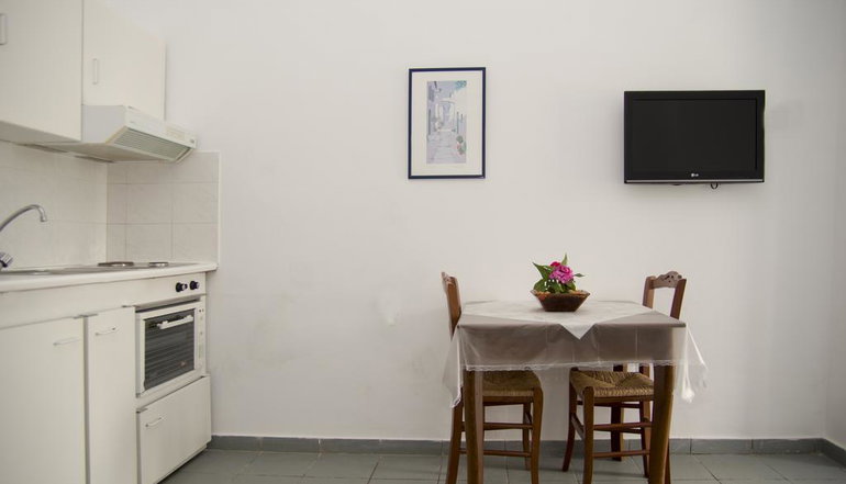 Erato Apartments