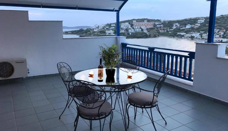 Erato Apartments