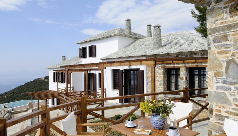 Esperos Suites & Villas