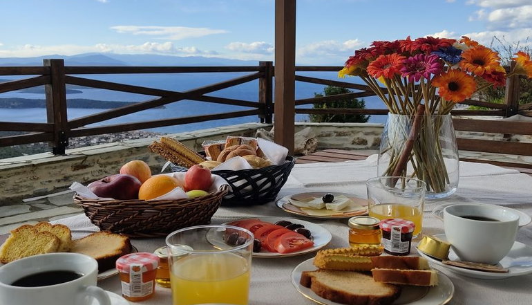 Esperos Suites & Villas