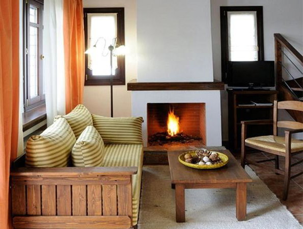 Esperos Suites & Villas