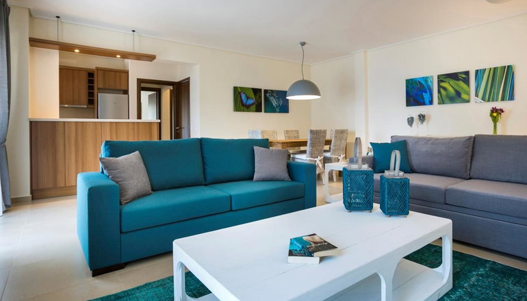 Meliti Waterfront Suites