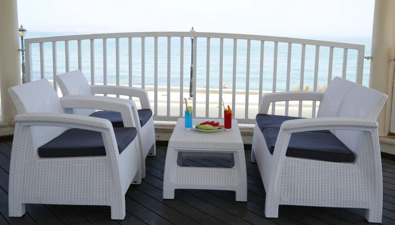 4* Europa Beach Hotel