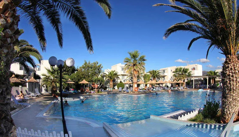 4* Europa Beach Hotel