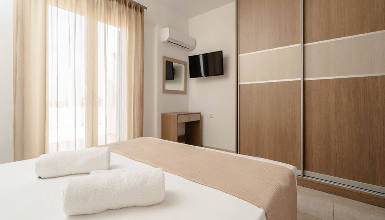 Evripus Suites