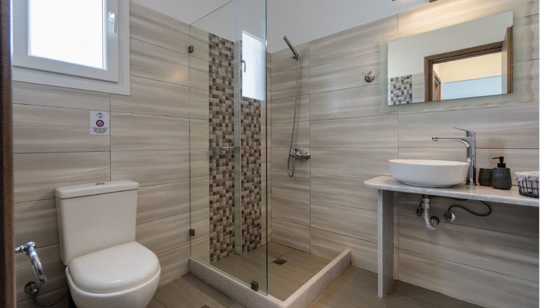 Evripus Suites