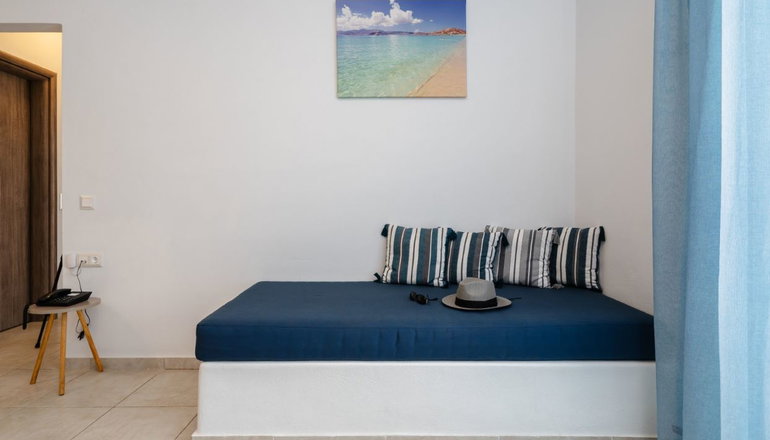 Evripus Suites