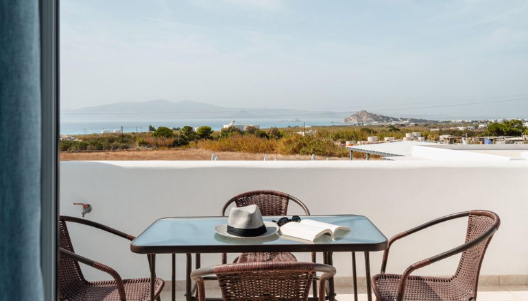 Evripus Suites