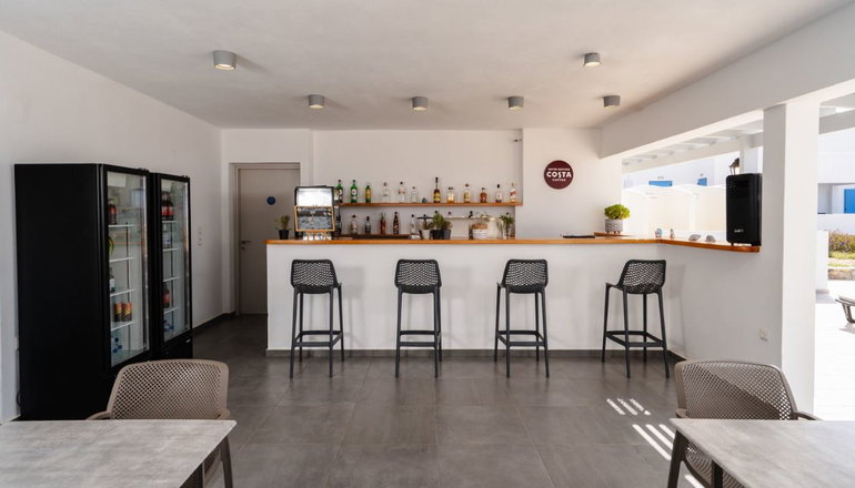 Evripus Suites